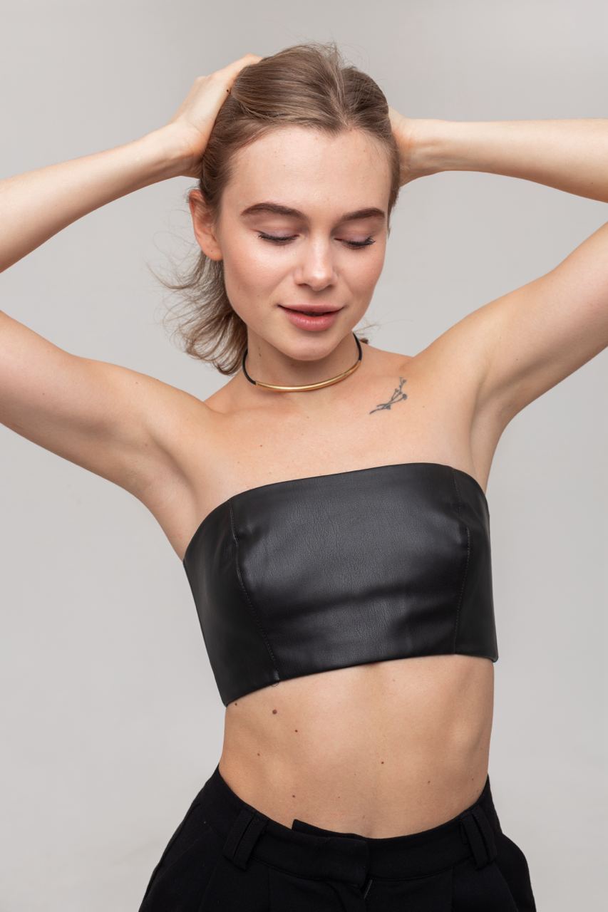 BLACK LEATHER LACE - UP TOP - PENKO